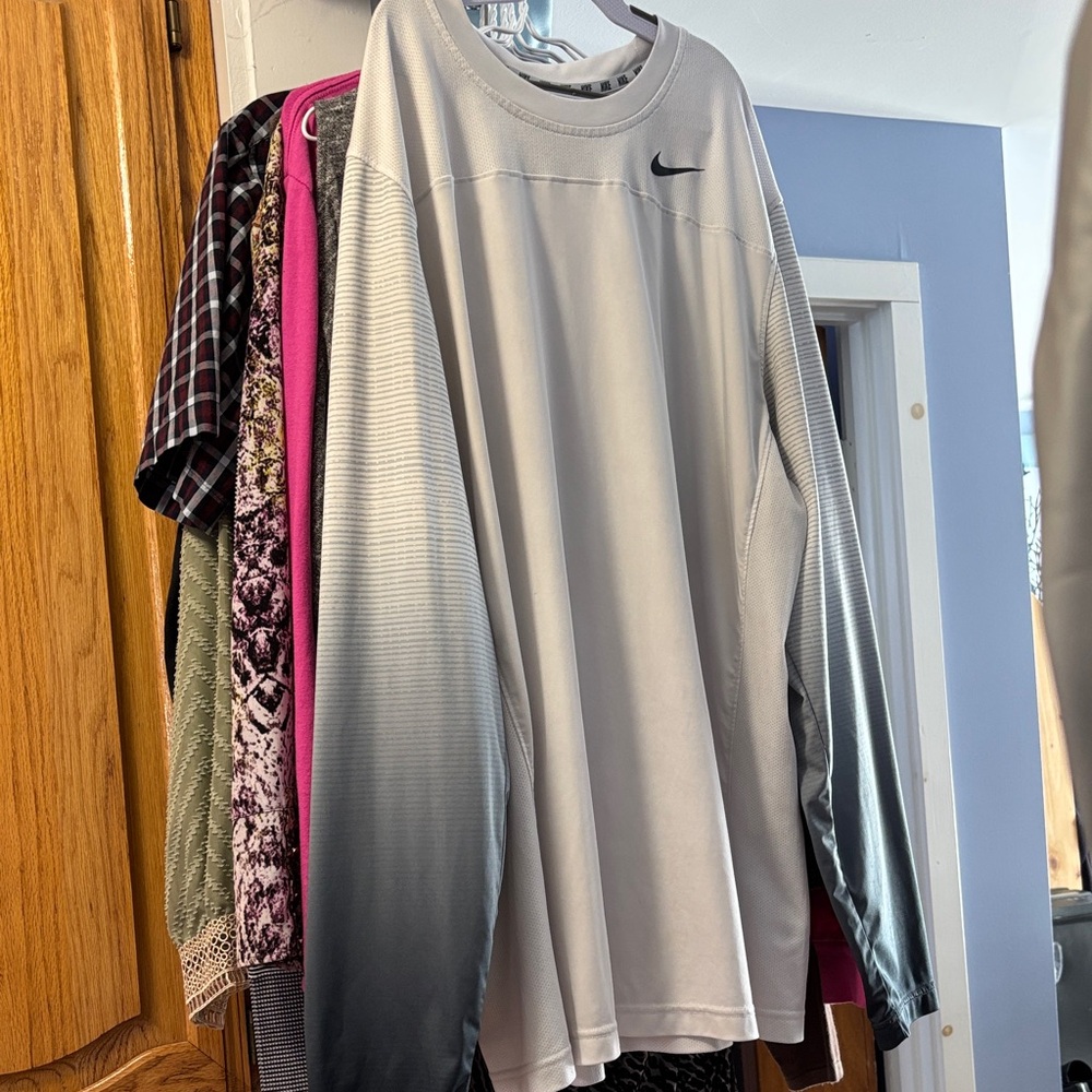 Nike Gray and Black Gradient Long Sleeve Dri-Fit Shirt